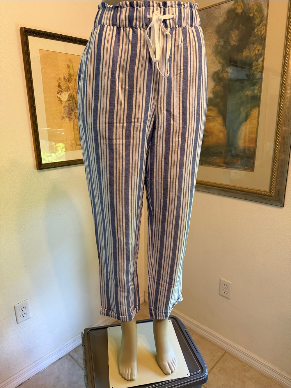 NWOT LOFT Blue & White Striped Linen Drawstring Pants w/Pockets - Picture 6 of 15